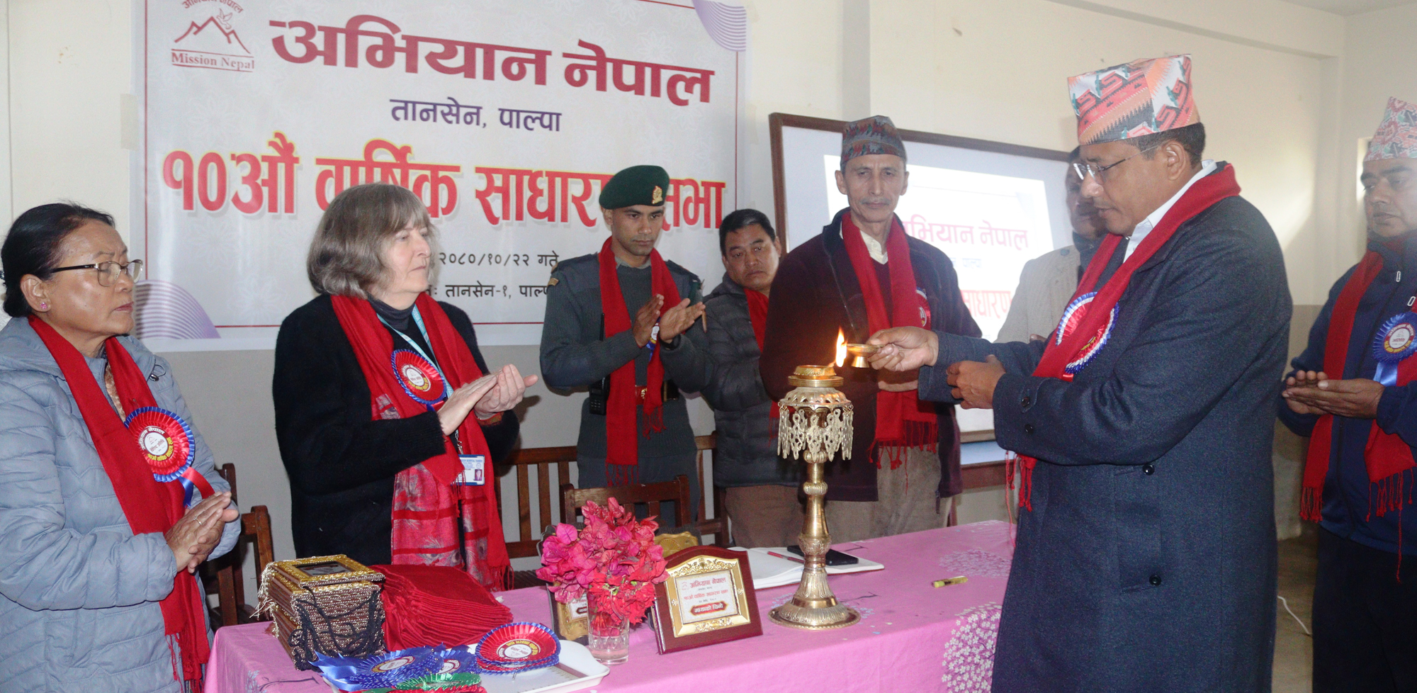 बेसहाराको सहारा बन्दै ‘अभियान नेपाल’